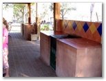 Kidman's Camp Caravan Park - Bourke: BBQ area