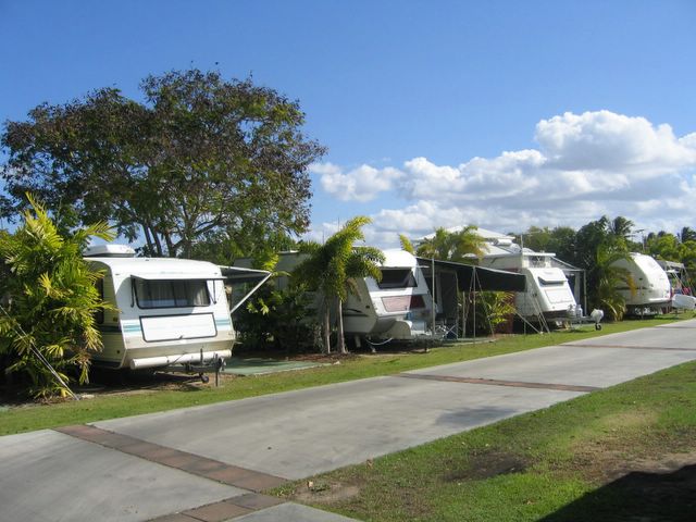 Big4 Bowen Coral Coast Beachfront Holiday Park - Bowen: Powered sites for caravans