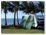 Tropical Beach Caravan Park 2005 - Bowen: Absolute beach front views