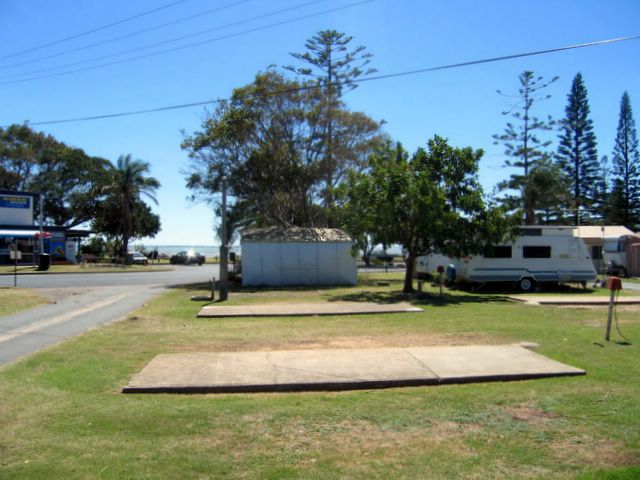 Scarborough Holiday Village - Scarborough Brisbane: Powered sites for caravans with views of the ocean