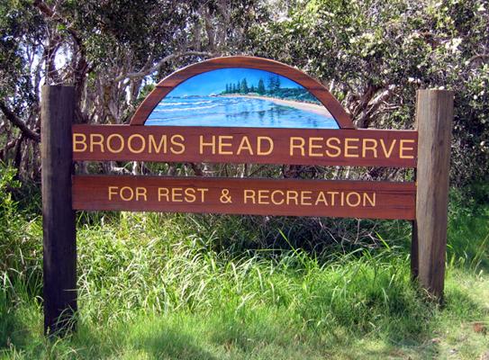 Brooms Head Caravan Park - Brooms Head: Brooms Head Caravan Park welcome sign