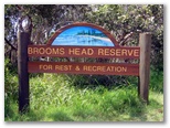 Brooms Head Caravan Park - Brooms Head: Brooms Head Caravan Park welcome sign
