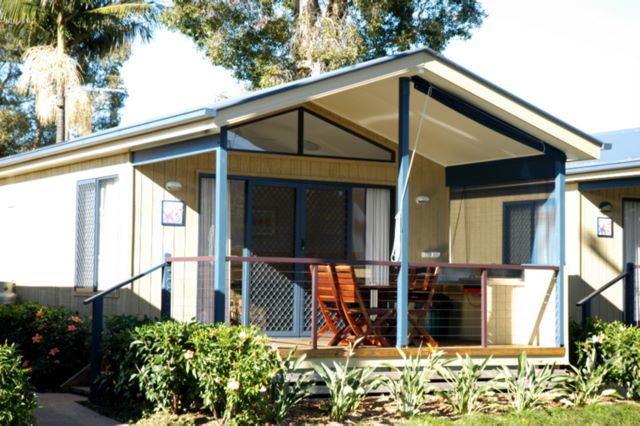Ferry Reserve Holiday Park - Brunswick Heads: Cottage accommodation, ideal for families, couples and singles