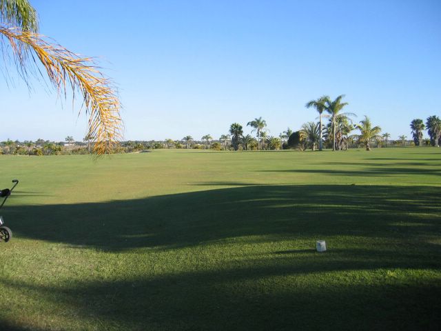 Oakwood Park Golf Course - Bundaberg: Fairway view Hole 9