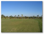 Oakwood Park Golf Course - Bundaberg: Green on Hole 9