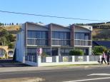 Burnie Holiday Caravan Park - Burnie: Apartments at the front of the park