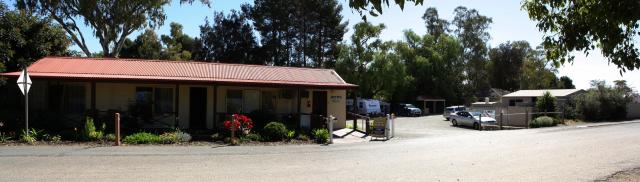 Burra Caravan & Camping Park - Burra: Office & Entrance
