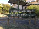 Burrumbuttock Hall - Burrumbuttock: Welcome sign.
