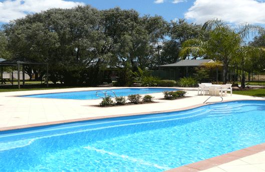 Peppermint Park Eco Village and Holiday Park - Busselton: Swimming pool
