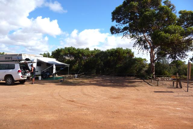 Louth Bay Camping Ground - Butler: Campsites