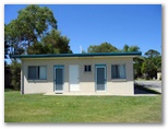 Belongil Fields Caravan Park - Byron Bay: Motel style accommodtion