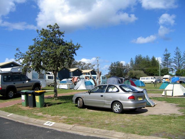 First Sun Caravan Park - Byron Bay: Plenty of campsites.  This park is ideal for young people and backpackers.
