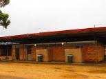 Caiguna Caravan Facility & Roadhouse - Caiguna: Toilets and showers