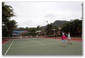 BIG4 Cairns Coconut Holiday Resort - Woree Cairns: Tennis courts
