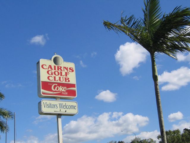 Cairns Golf Course - Cairns: Cairns Golf Club welcome sign