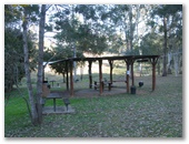 Cambroon Caravan and Camping Park - Cambroon: Sheltered outdoor BBQ