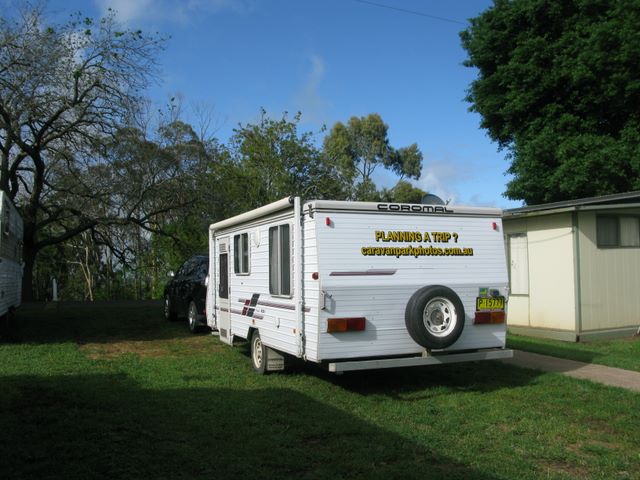 Lakes and Craters Holiday Park - Camperdown: Powered sites for caravans