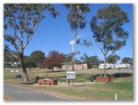 Canberra Carotel Caravan Park - Watson: BBQ and picnic area