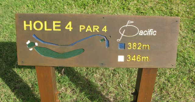 Pacific Golf Course - Carindale Brisbane: Pacific Golf Course Carindale, Brisbane Hole 4: Par 4, 382 metres.