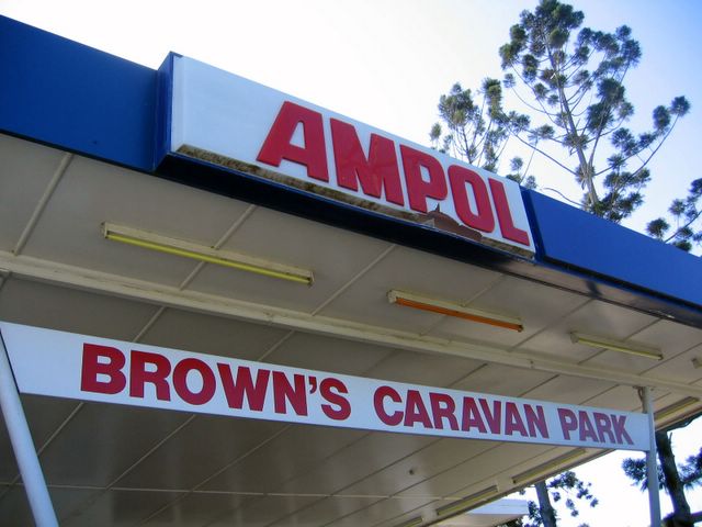 Brown's Caravan Park - Casino: Brown's Caravan Park welcome sign