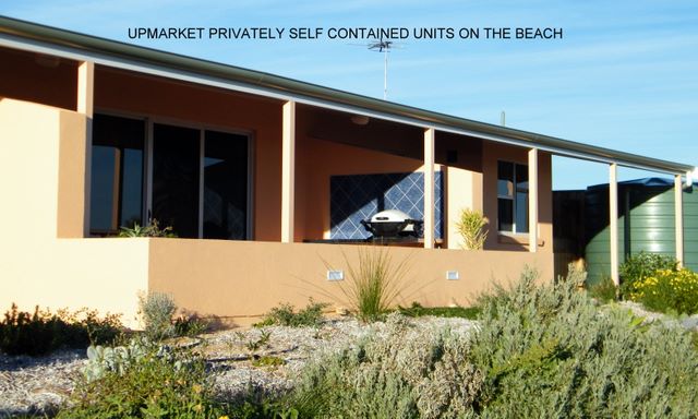 Ceduna Shelly Beach Caravan Park - Ceduna: Upmarket privately self-contained units on the beach