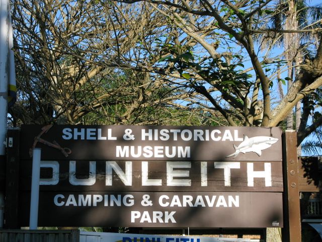 Dunleith Tourist Park - The Entrance: Dunleith Camping and Caravan Park welcome sign