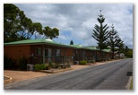 Norah Head Holiday Park - Norah Head: Good paved roads throughout the park