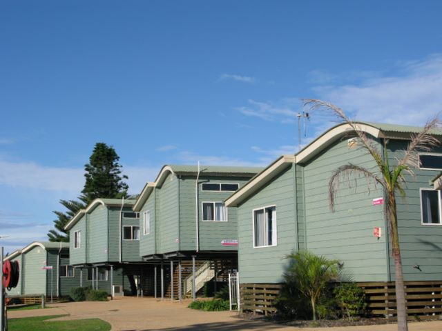 Toowoon Bay Holiday Park - Toowoon Bay NSW 2009: Cottage accommodation, ideal for families, couples and singles