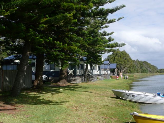 Two Shores Holiday Village, The Entrance NSW - The Entrance: Cabins with lake views.  The location is absolutely superb.
