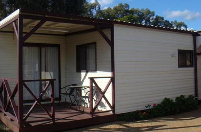 BIG4 Valley Vineyard Tourist Park - Cessnock: Cabin accommodation which is ideal for couples, singles and family groups.