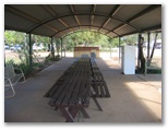 Dalrymple Tourist Van Park - Charters Towers: Camp kitchen and BBQ area