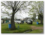 Lake Anderson Caravan Park - Chiltern: Powered sites for caravans