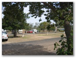 Clermont Caravan Park - Clermont: Powered sites for caravans
