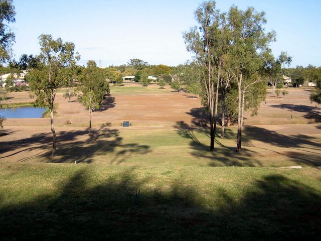 Clermont Golf Course - Clermont: Fairway view Hole 7
