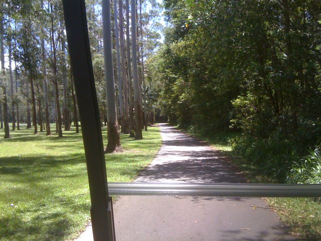 Bonville International Golf Resort - Bonville: Magnificent paths for carts exist throughout the whole course.