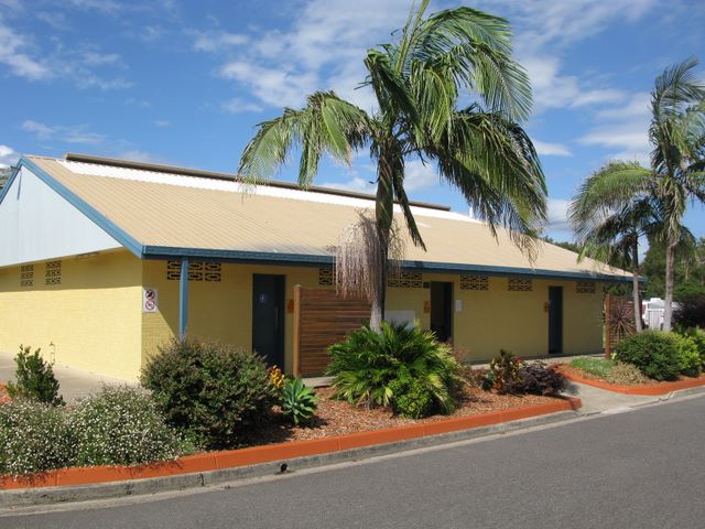Park Beach Holiday Park - Coffs Harbour: Amenities block and laundry