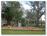 Cohuna Waterfront Holiday Park - Cohuna: Playground for children