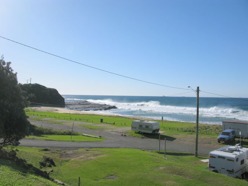 Coledale Beach Camping Reserve - Coledale: Powered sites for caravans
