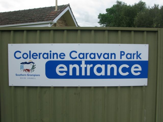 Coleraine Caravan Park - Coleraine: Coleraine Caravan Park welcome sign