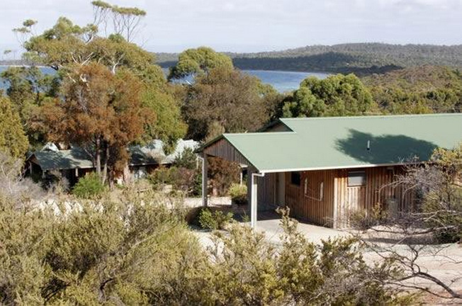 BIG4 Iluka on Freycinet Holiday Park - Coles Bay: Cottage accommodation, ideal for families, couples and singles