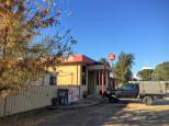 Crossroads Hotel RV Park - Collingullie:  Excellent meals and good service and provided by the Crossroads hotel. 