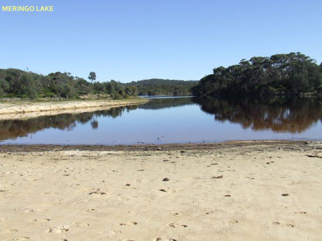 Congo Point Campground - Congo - Eurobodalla National Park: Meringo lake on the walk to Mullimburra point 10 klm  round trip of gently undulating and very easy on the eye.