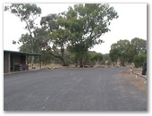 The Black Stump Rest Area - Coolah: Lots of space for caravans and large motorhomes
