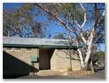 Cooma Tourist Park - Cooma: Amenities block and laundry