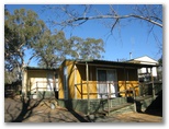 Cooma Tourist Park - Cooma: Cottage accommodation ideal for families, couples and singles
