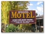 Bindaree Motel & Caravan Park - Corowa: Bindaree Motel and Holiday Park welcome sign