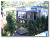 Rivergum Holiday Retreat - Corowa: Cottage accommodation, ideal for families, couples and singles