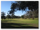 Cowra Golf Club - Cowra: Approach to the green on Hole 1