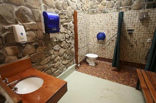 Discovery Holiday Parks - Cradle Mountain - Cradle Mountain: Interior of Amenities