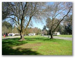 Creswick Calembeen Lake Caravan Park - Creswick: Area for tents and camping
